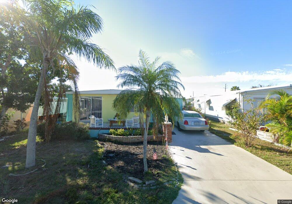 918 Windemere W, Venice, FL 34285 - photo 1