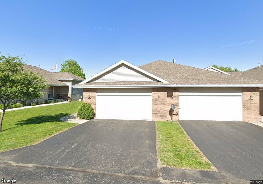 1441 Asbury Ln, Waterloo, IA 50701 - photo 1