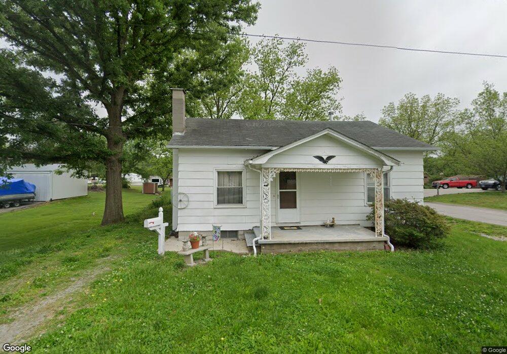 211 N Potter St, Freeburg, IL 62243 - photo 1