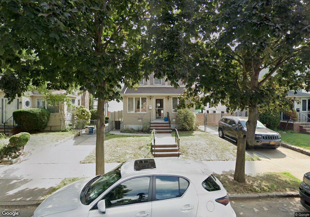 4359 167th St, Flushing, NY 11358 - photo 1