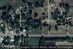211 E 4th St, Davis, SD 57021