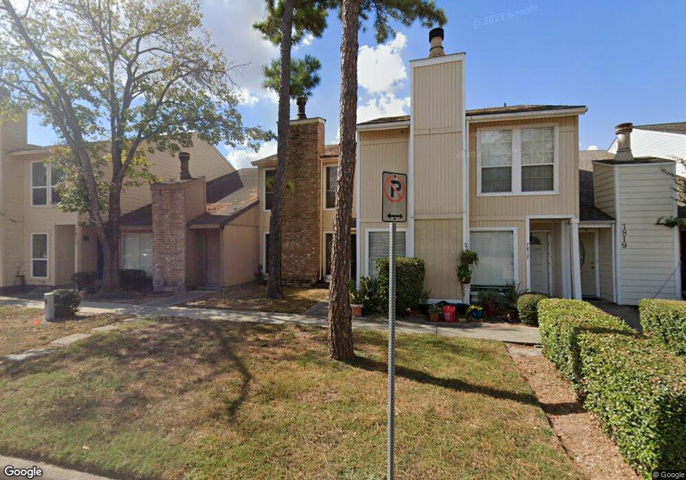 7815 Challie Ln unit 7815, Houston, TX 77088 - photo 1