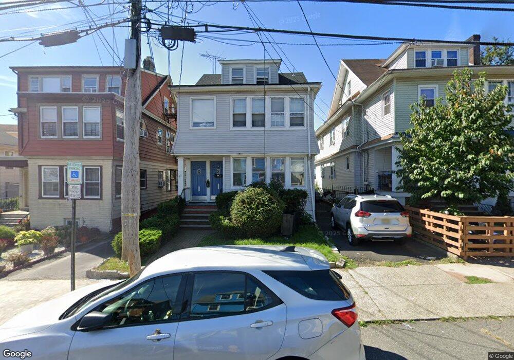 11 Laurel Ave, Irvington, NJ 07111 - photo 1