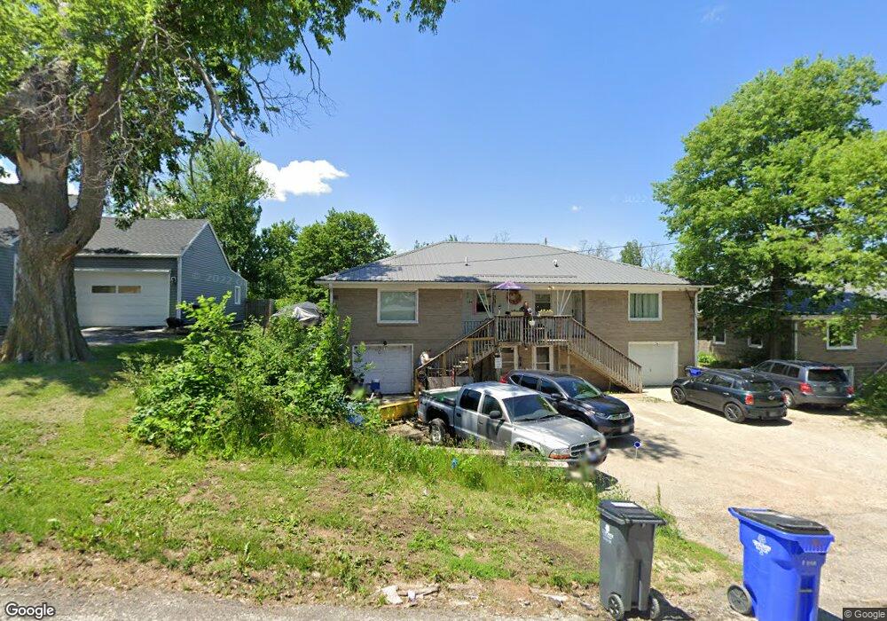 194 27th St NW, Cedar Rapids, IA 52405 - photo 1