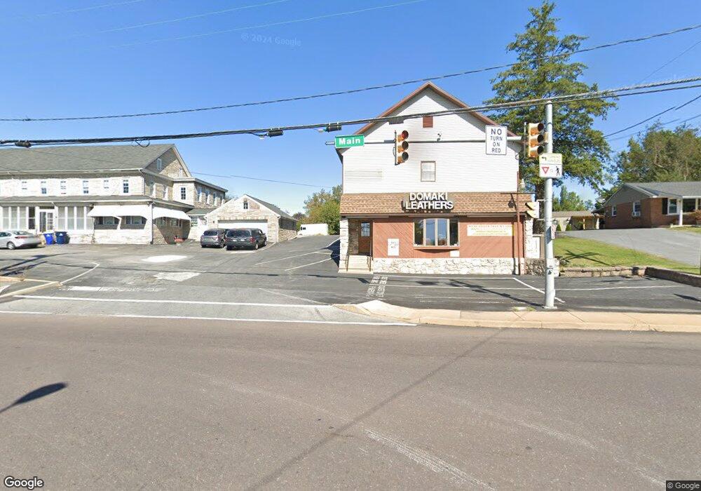 87 W Main St, Leola, PA 17540 - photo 1