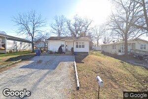308 W Mill St, Houston, MO 65483