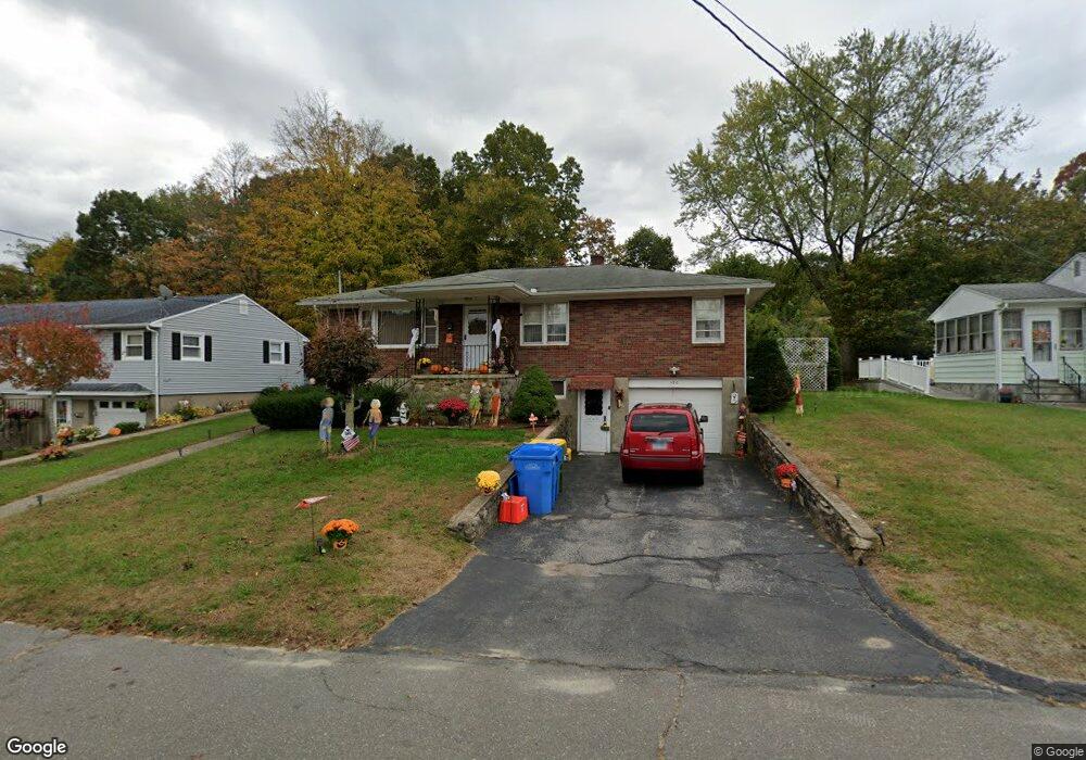 120 Dan Parker Dr, Waterbury, CT 06704 - photo 1