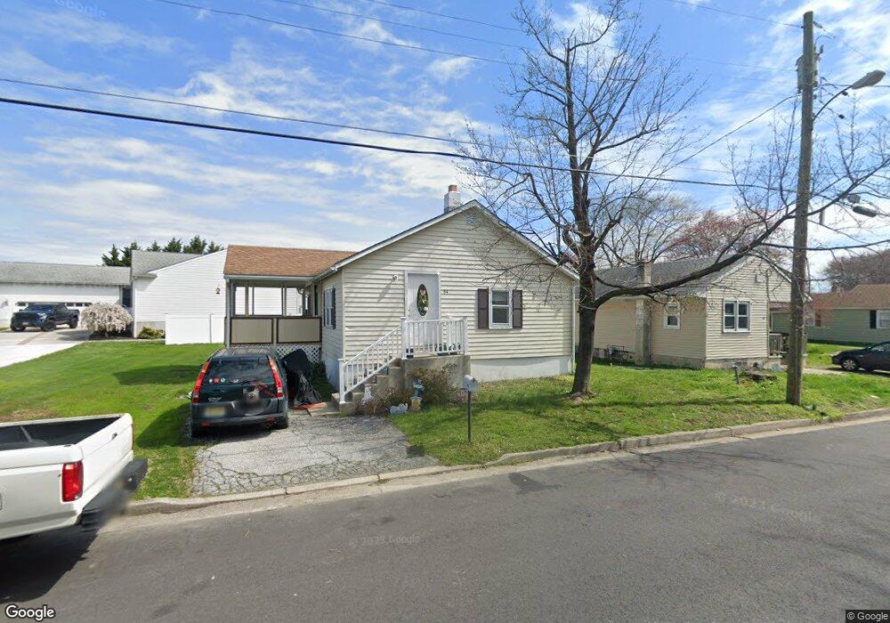 64 Chestnut St, Pennsville, NJ 08070 - photo 1