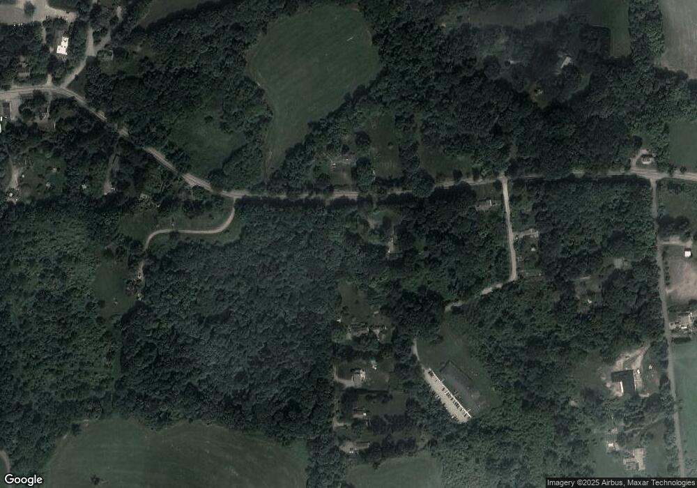 100 Putnam Rd, Pomfret Center, CT 06259 - photo 1