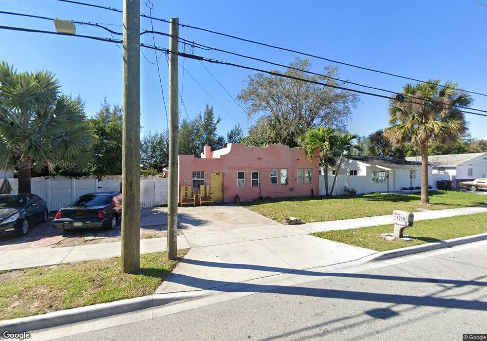 3215 Windsor Ave, West Palm Beach, FL 33407 - photo 1