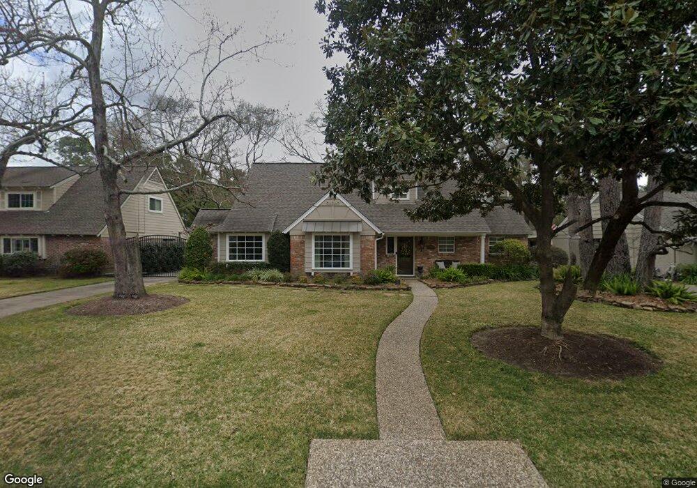 13914 Woodthorpe Ln, Houston, TX 77079 - photo 1