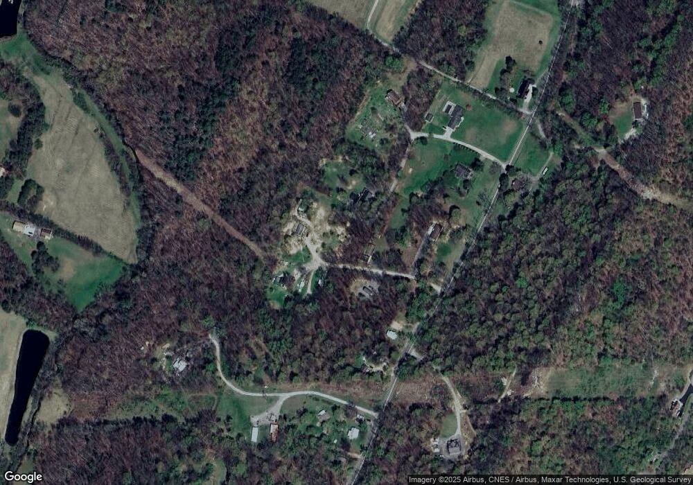 102 Morganmanor Ln, Berkeley Springs, WV 25411 - photo 1