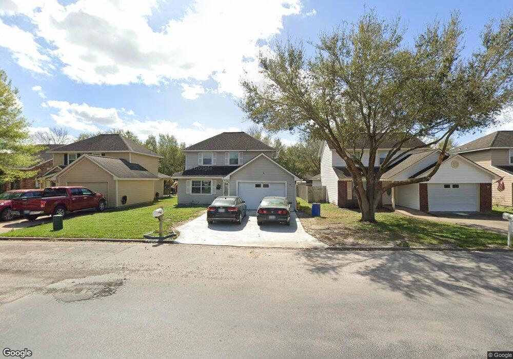 843 Clubside Dr, East Bernard, TX 77435 - photo 1