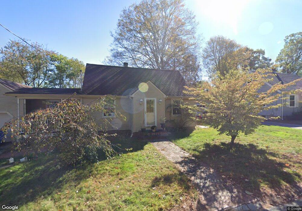 4 Vaughn St, Greenville, RI 02828 - photo 1