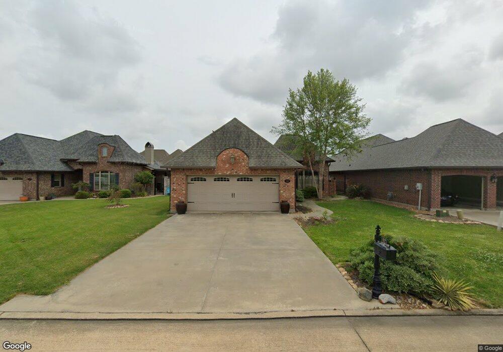 1021 Richmond Cir, Lake Charles, LA 70605 - photo 1