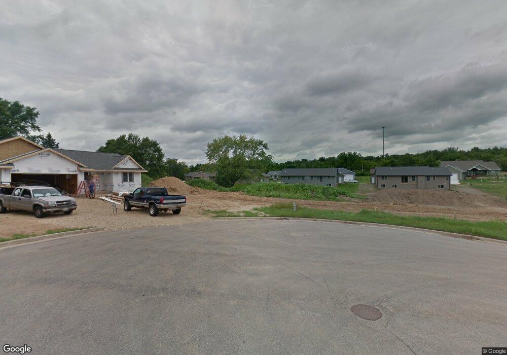 706 Lucas Ct, Evansville, WI 53536 - photo 1