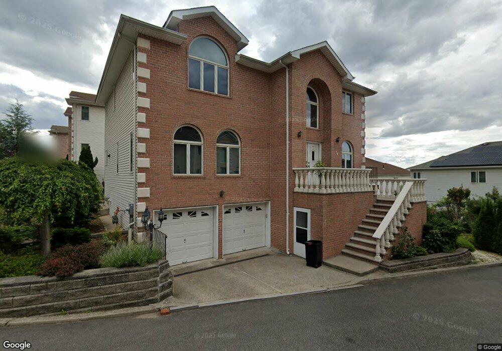 37 Michael Loop, Staten Island, NY 10301 - photo 1