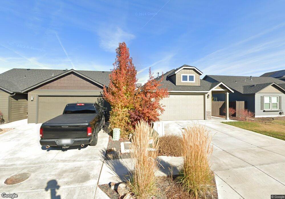 2459 NW Jackpine Ln, Redmond, OR 97756 - photo 1