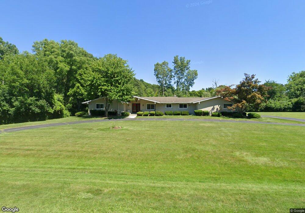 6019 Saint James Dr, West Bloomfield, MI 48322 - photo 1