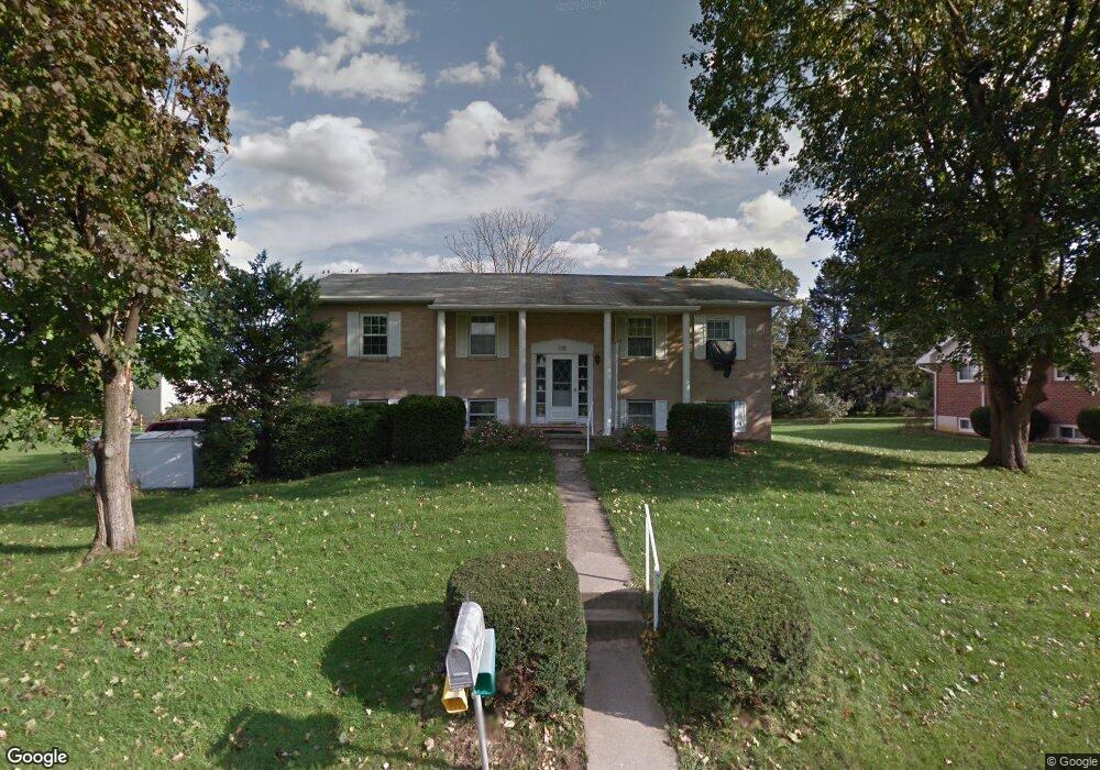 812 Rainbow Ave, Reading, PA 19605 - photo 1