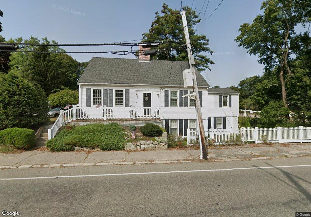 225 North Ave, Rockland, MA 02370 - photo 1