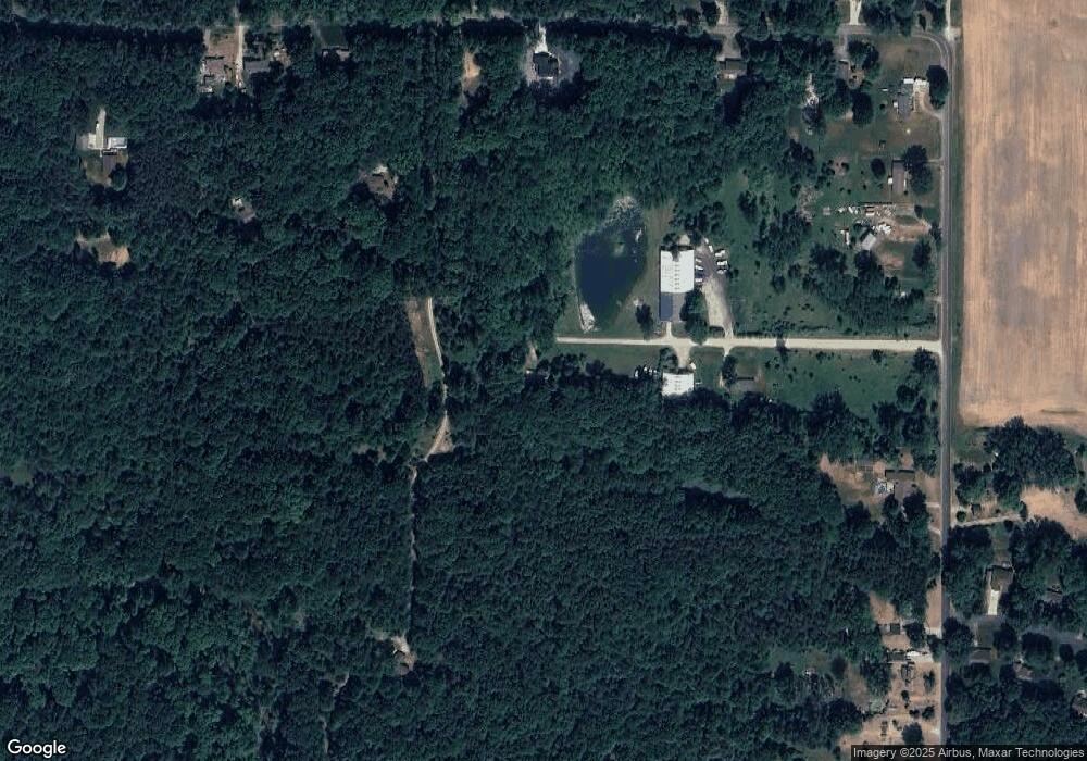 938 E Pangborn Dr, Midland, MI 48640 - photo 1