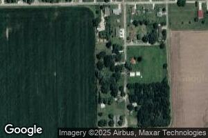 408 E 13th St, Delavan, IL 61734