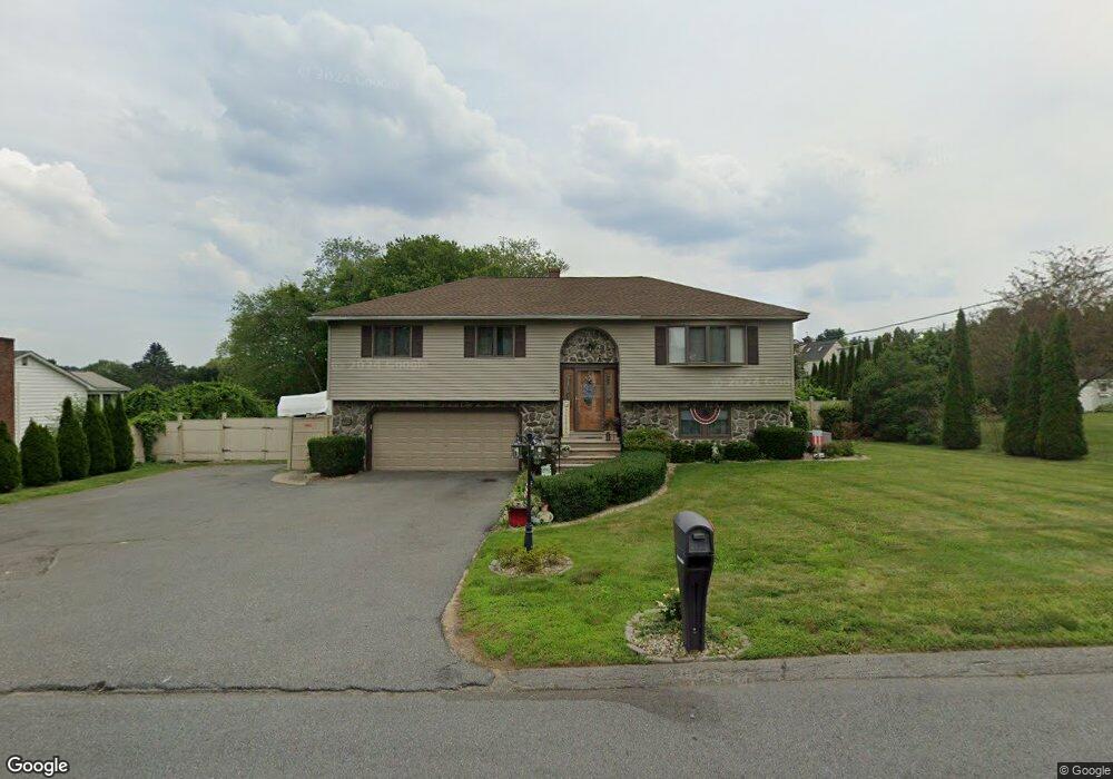 27 Timber Ln, Methuen, MA 01844 - photo 1