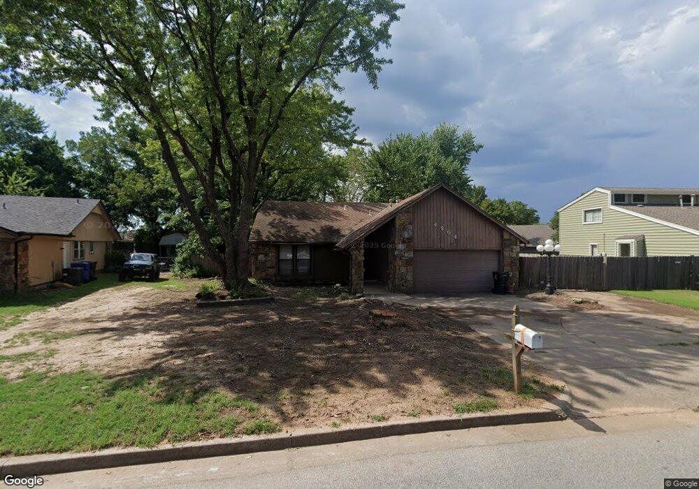 4904 S Birch Ave, Broken Arrow, OK 74011 - photo 1