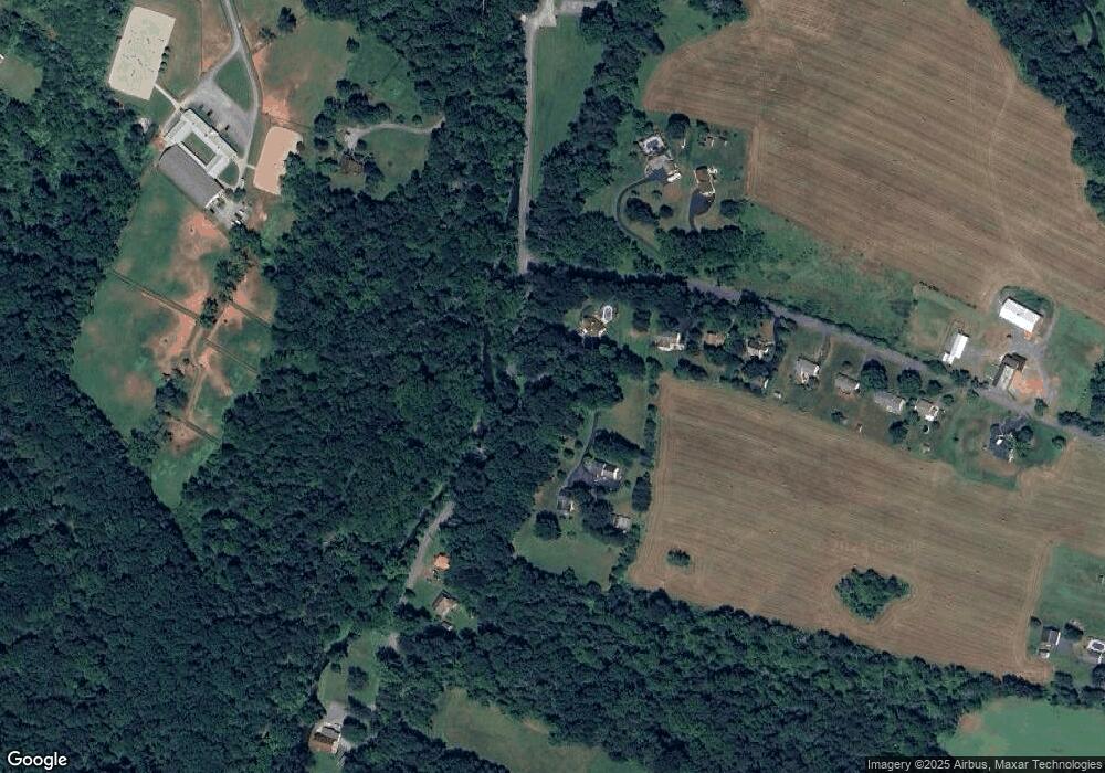 103 Grist Mill Rd, Boyertown, PA 19512 - photo 1