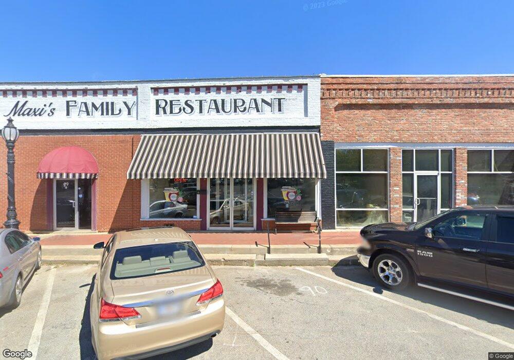 17 Market St, Barnesville, GA 30204 - photo 1