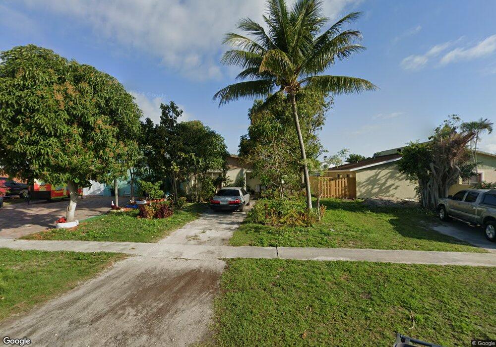 5861 S Rue Rd, West Palm Beach, FL 33415 - photo 1