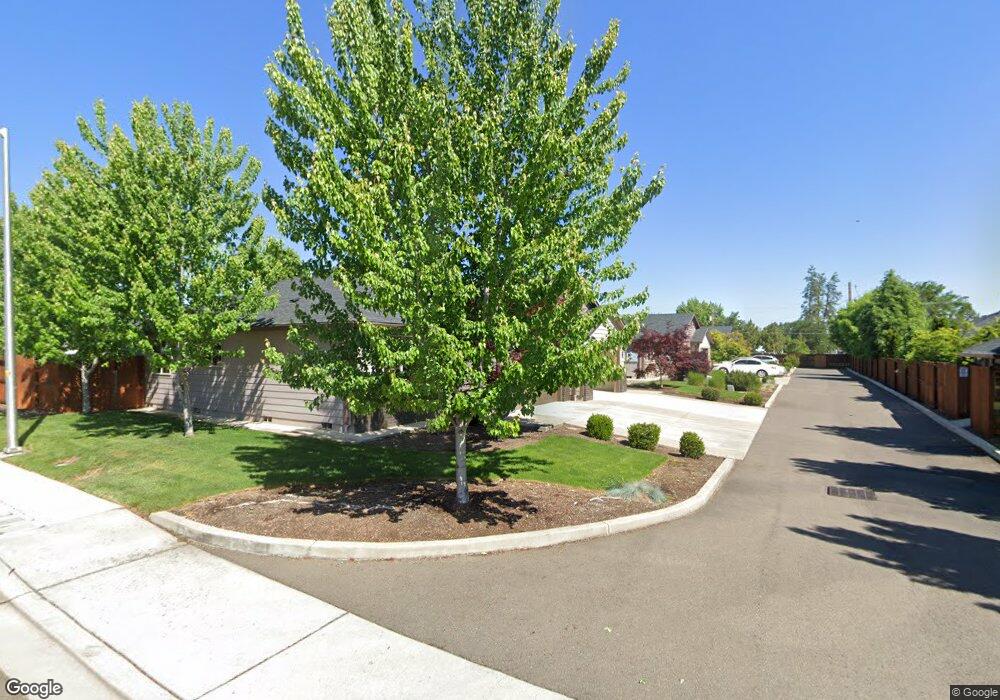 150 Wind Song Ln, Central Point, OR 97502 - photo 1