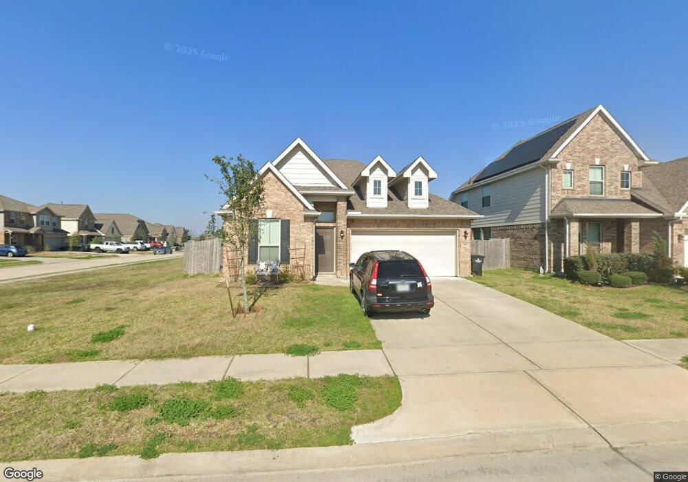 2183 Colonial St, Alvin, TX 77511 - photo 1