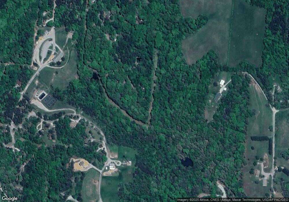 824 Kickapoo Ct, Sugar Grove, OH 43155 - photo 1