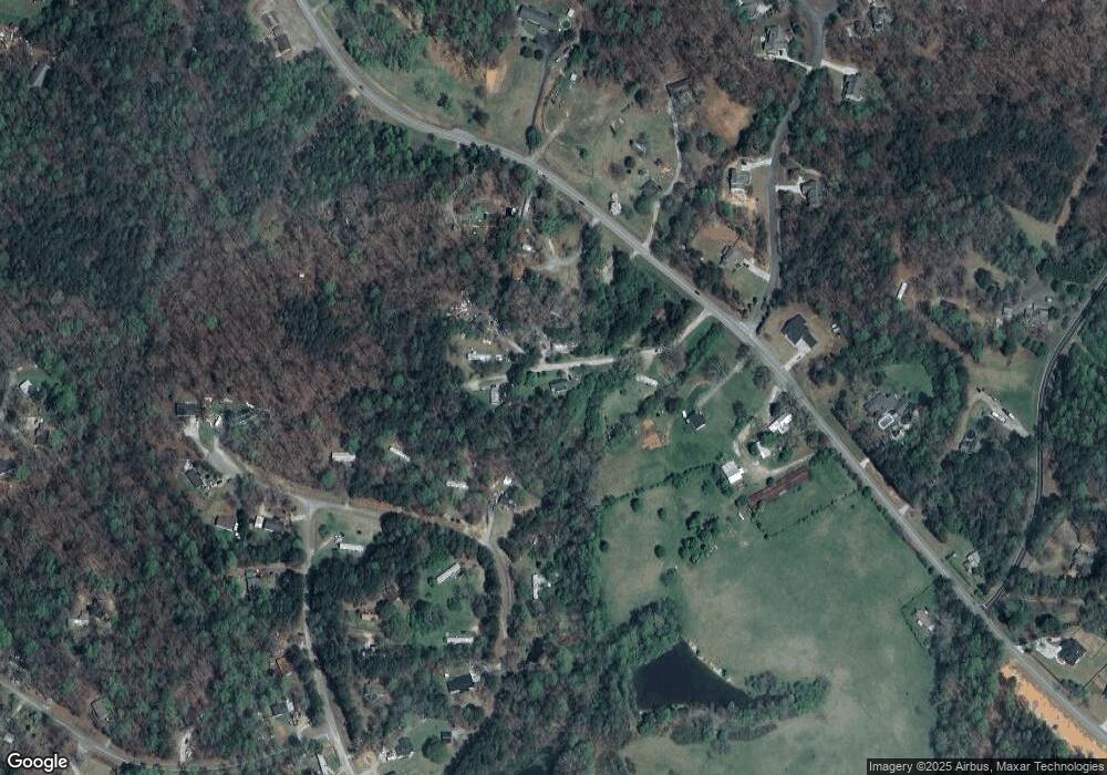 4909 Price Rd, Gainesville, GA 30506 - photo 1