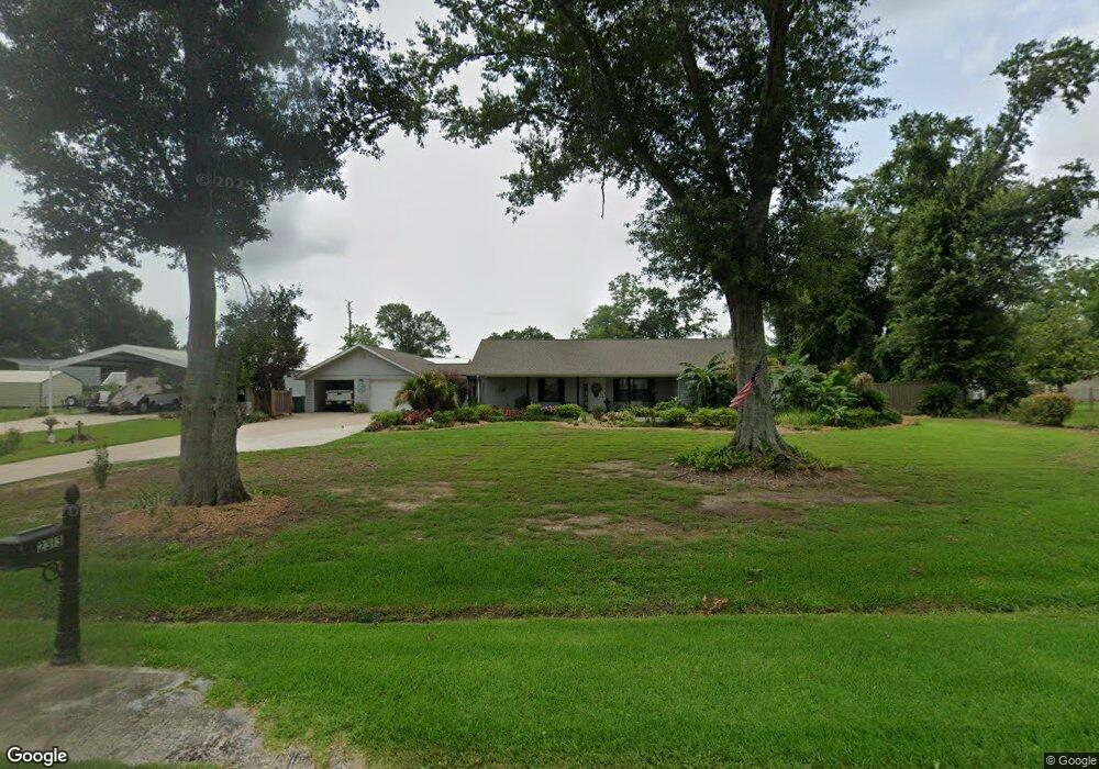 2313 Pecan Dr, Lake Charles, LA 70605 - photo 1