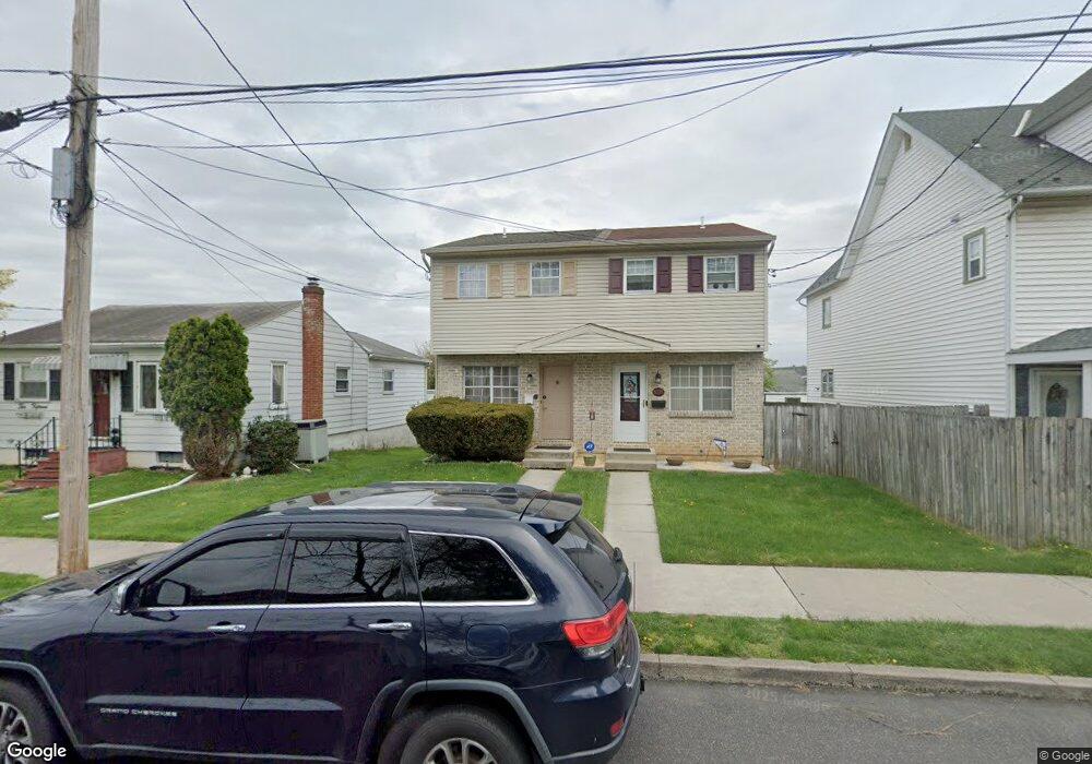 1019 E Gordon St, Allentown, PA 18109 - photo 1