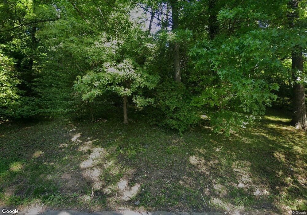 327 Woodlands Rd, Harrison, NY 10528 - photo 1