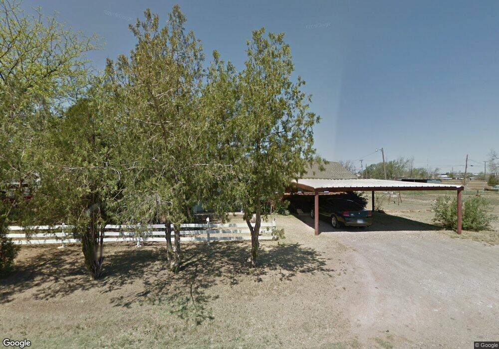 2911 Faulkner St, Plainview, TX 79072 - photo 1