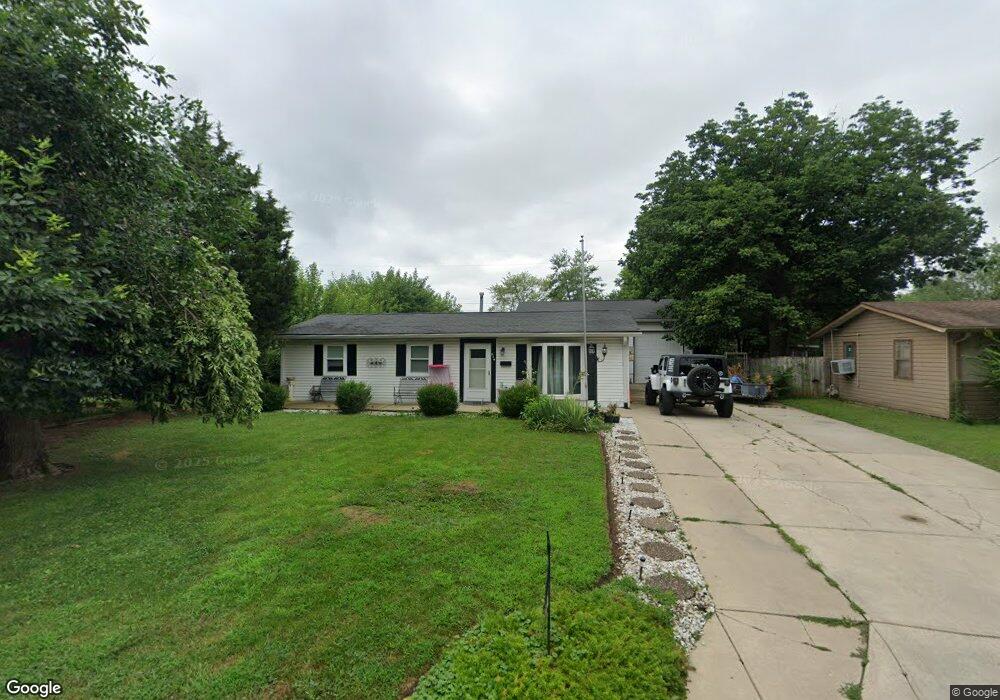 644 Circle Ct, Whiteland, IN 46184 - photo 1