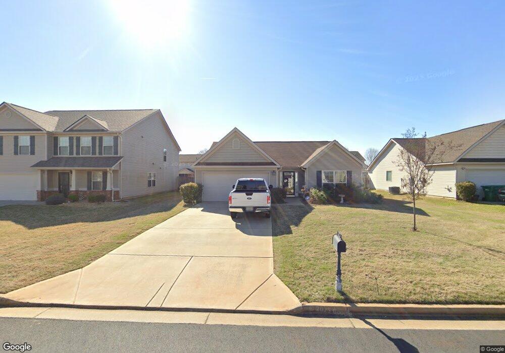 235 Amelia Dr, Byron, GA 31008 - photo 1