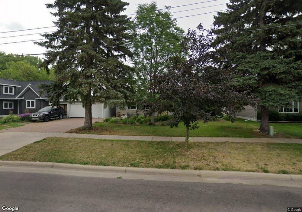 1827 3rd St N, Fargo, ND 58102 - photo 1