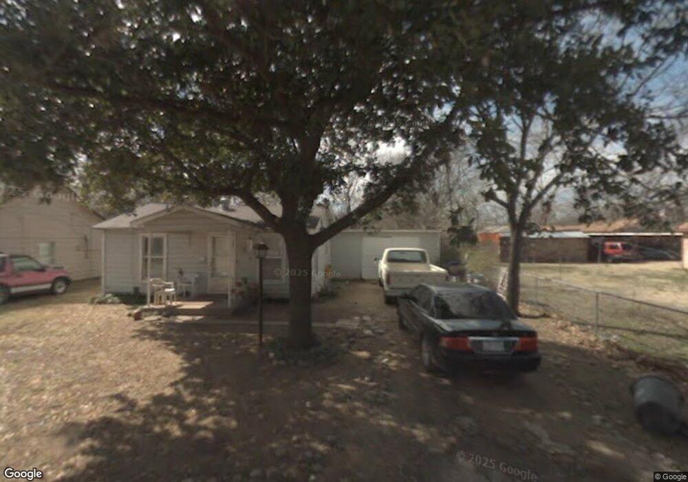 1109 N Walnut St, Cleburne, TX 76033 - photo 1