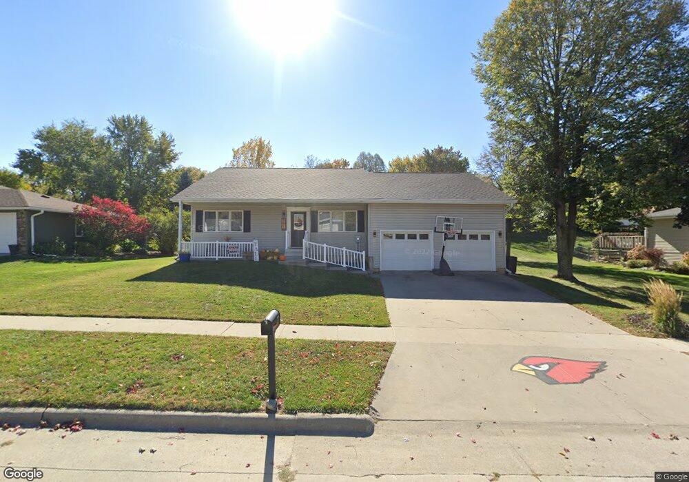 1513 S 15th Ave W, Newton, IA 50208 - photo 1