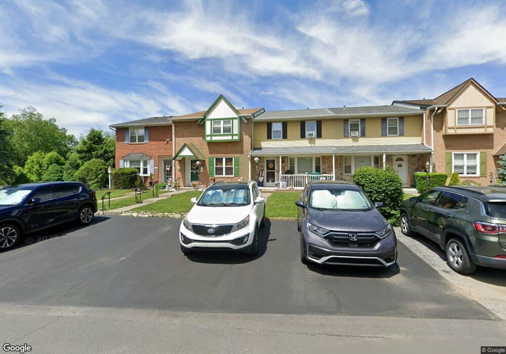 7663 Aster Cir, Macungie, PA 18062 - photo 1