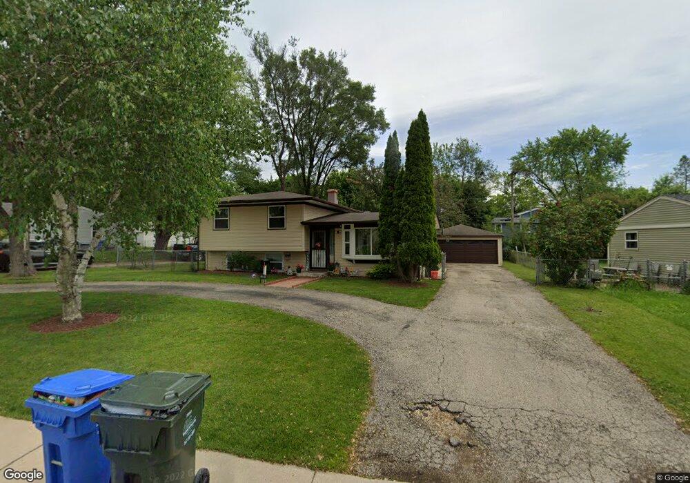 216 Ensenada Dr, Carpentersville, IL 60110 - photo 1