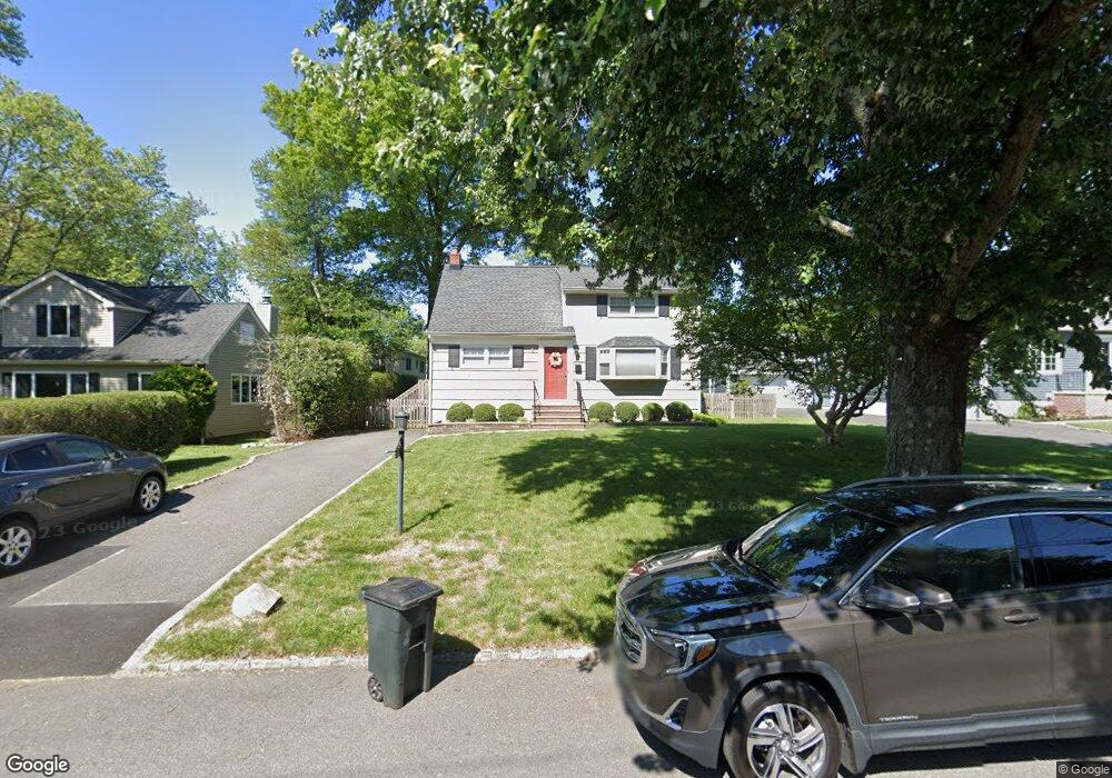 85 Hickson Dr, New Providence, NJ 07974 - photo 1