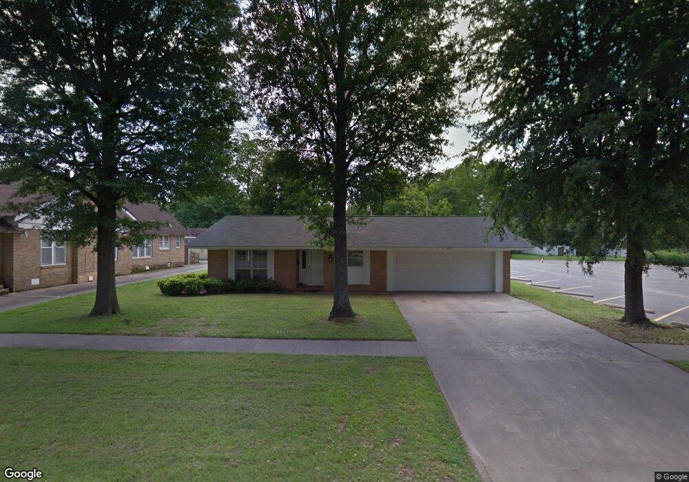 802 S Grand Ave, Stuttgart, AR 72160 - photo 1