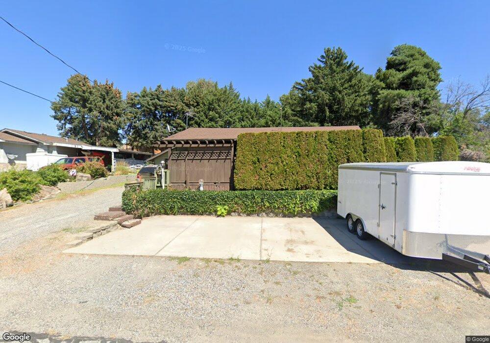 1134 Barton Square, East Wenatchee, WA 98802 - photo 1